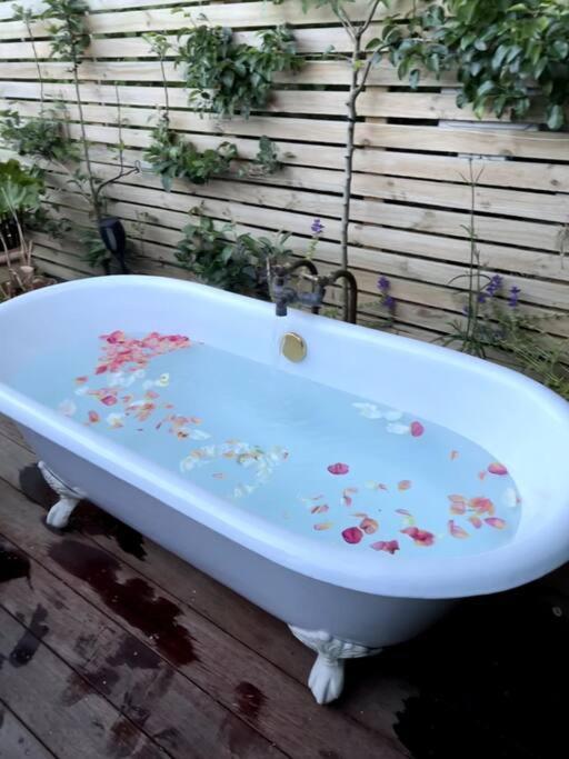 Gardeners' Cottage Matangi 外观 照片